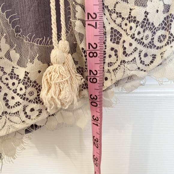 Umgee Romper Slate Grey Vneck Lace Trim Tassel Tie Size Small Boho Girly Lacey - Picture 6 of 7